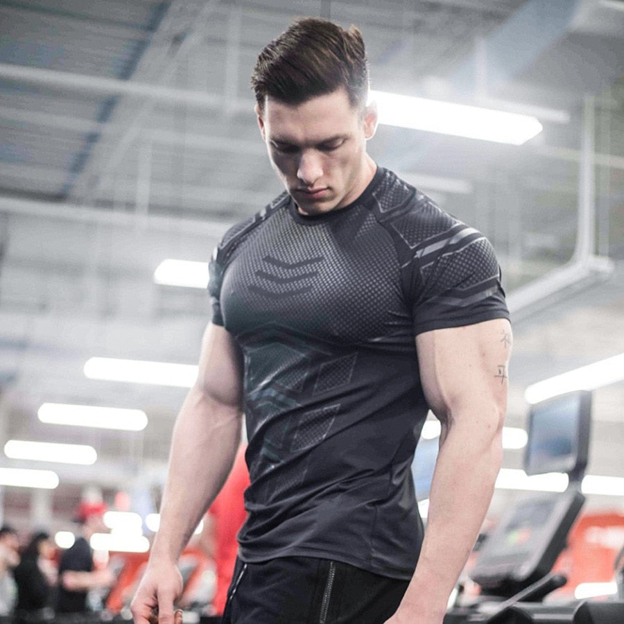Men's Compression Quick-Dry Short-Sleeve T-Shirt – Slim Fit Running & Sport Tee