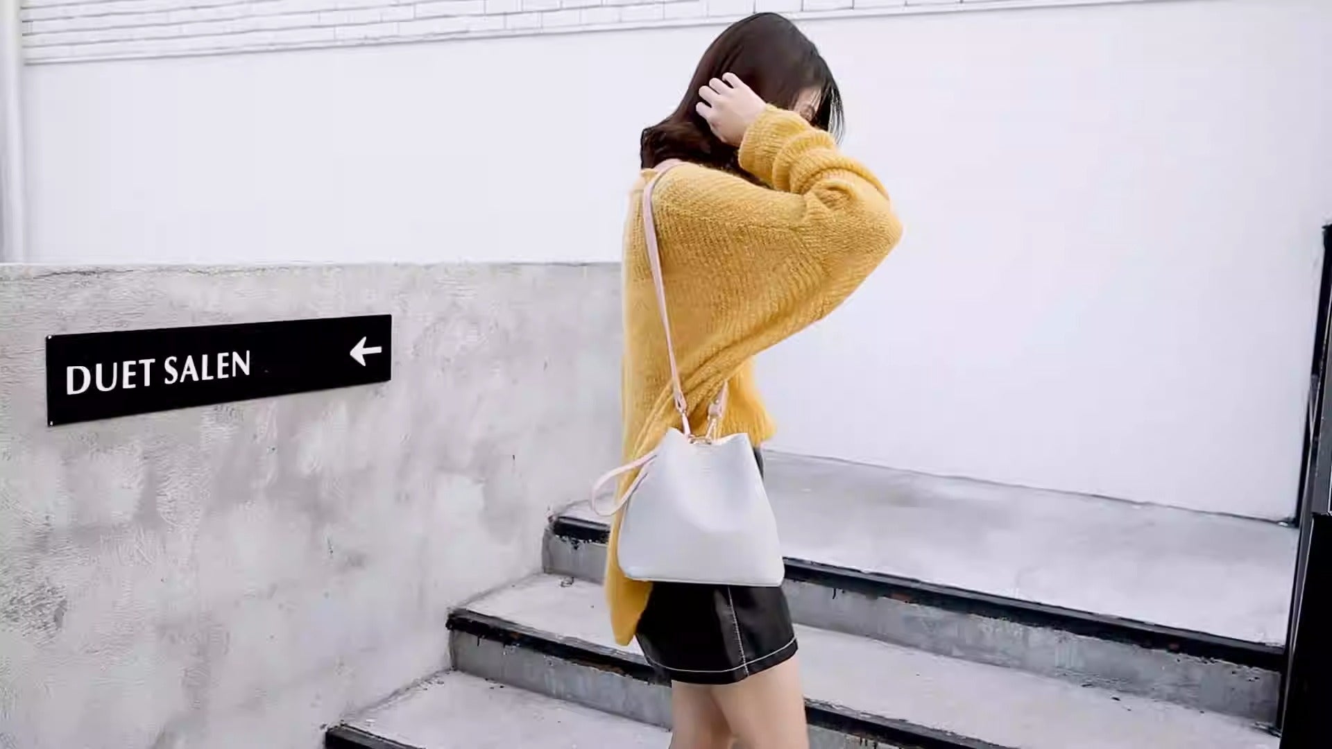 Large Capacity PU Leather Messenger Bag