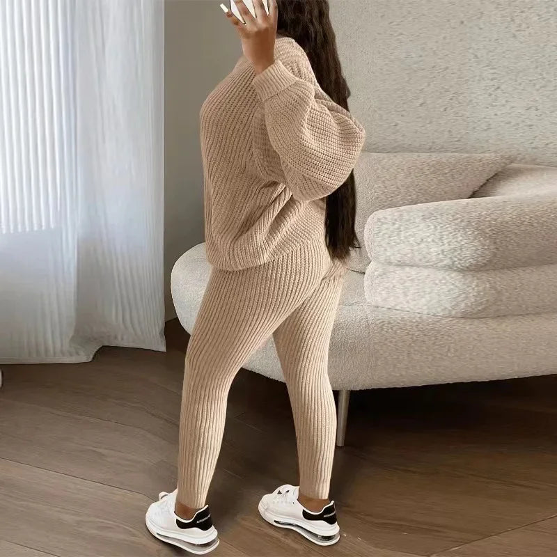 Women's Solid Knit Long-Sleeve Sweater & Pants Two-Piece Set